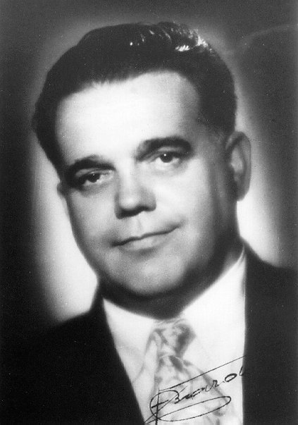 Portrait rapproché et signé de Franz Bardon